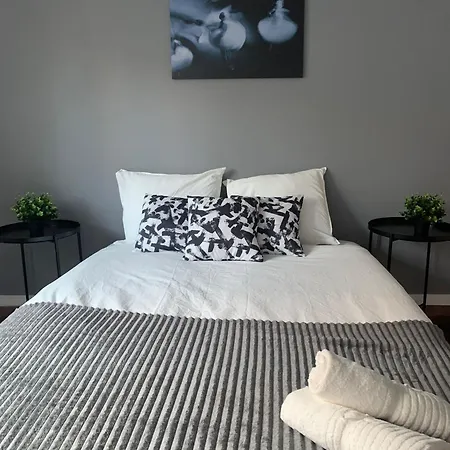 Amazing In Centre Of Lisbon, Location بيت شباب *