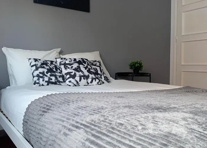 Amazing In Centre Of Lisbon, Location *